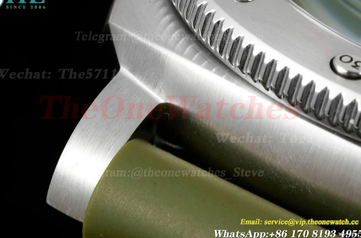 SS VSF Verde P900 RU Submersible 42mm PAM1055 Milit Green 0412